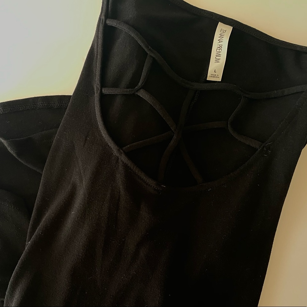 Long sleeved cutout tunic top